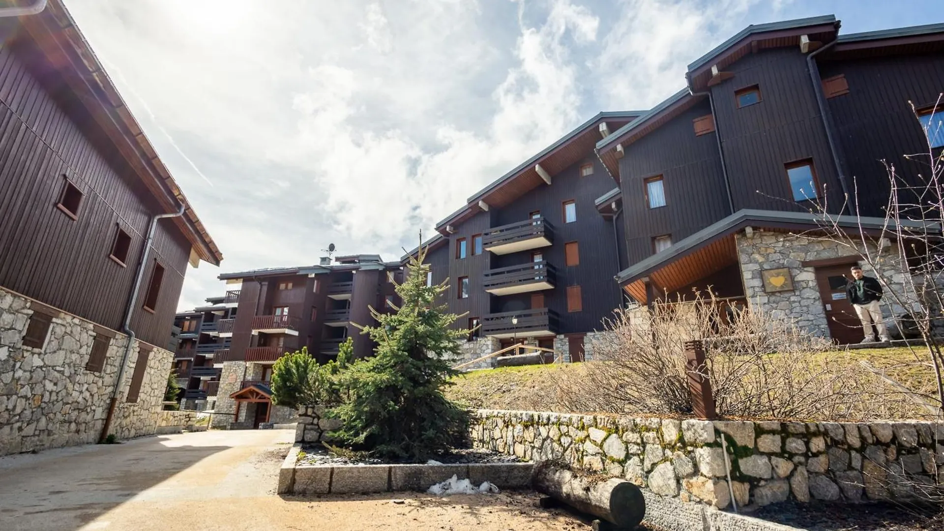 Apartment Ski-In Ski-Out 3-Bedroom Duplex Meribel Mottaret