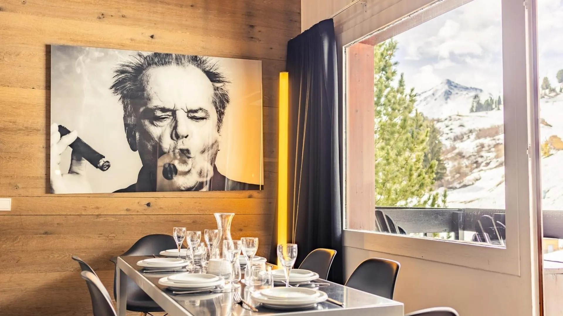 Apartment Ski-In Ski-Out 3-Bedroom Duplex Meribel Mottaret France